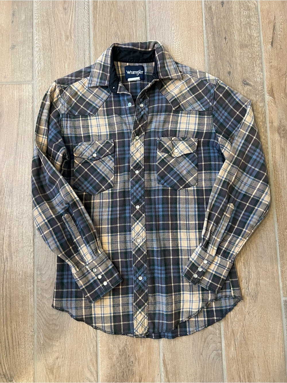 Wrangler Brown and Cream Plaid Western Button-Down Shirt